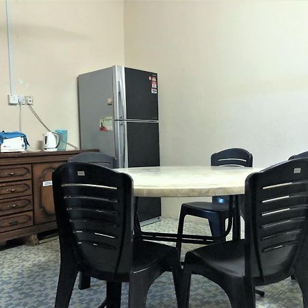 Little Cozy Homestay Kota Bharu Exterior photo